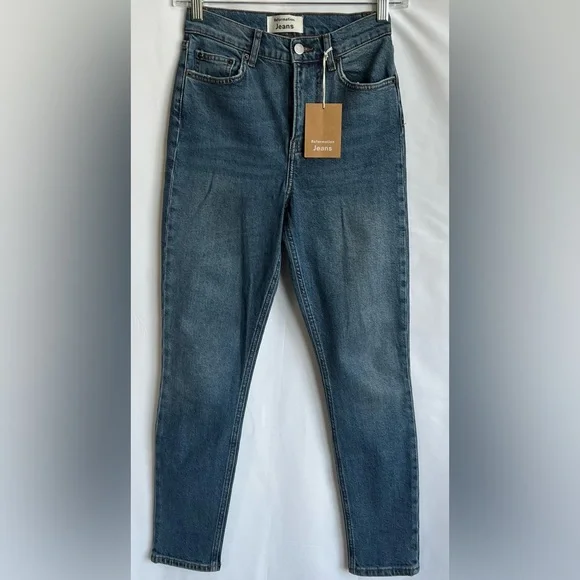 NWT Reformation High & Skinny Jeans Size 25 - Picture 2 of 6